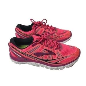 Brooks Transcend Road-Running Shoes - Women's size 9.5
Diva Pink/fuchsia/black
